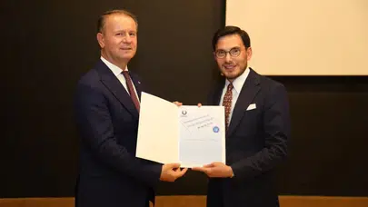 Efsane valinin izinden gidiyor: Mehmet Kemal Yazıcıoğlu’na anlamlı ödül