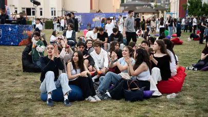 SANKO Okulları çeyrek asrı devirdi: 25’inci yıl coşkusu Melek Mosso ile zirveye taşındı