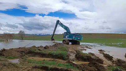 Baharın gelişiyle Bayburt’ta teyakkuza geçildi: DSİ ekipleri Oruçbeyli’de önlemleri artırdı
