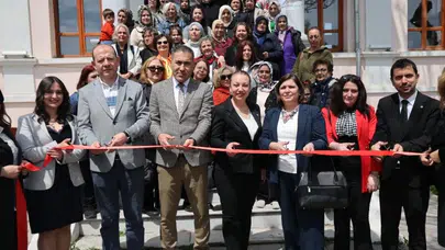 Emekleri sanata dönüştü: Tekirdağlı kursiyerlerin yıl sonu gururu