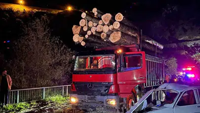 Gümüşhane’de korkunç kaza: Köprü üzerindeki çarpışmada can pazarı yaşandı