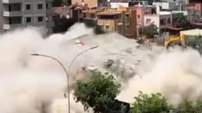 Adana'da korku dolu anlar: Yıkılan binanın altında kalmaktan saniyelerle kurtuldu