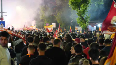 Edirne sarı-kırmızıya boyandı: Şampiyonluk coşkusu sokaklara taştı