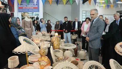 Çayırova’da sanat rüzgarı: Kursiyerlerin hünerleri hayran bıraktı