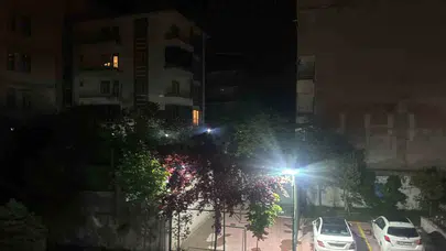 Malatya'da gece saatlerinde panik: Pütürge merkezli sarsıntı şehri ayağa kaldırdı