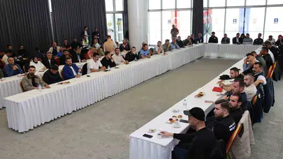 Bursa'da yeşil sahalarda personel şöleni: 1035 çalışan kupa için ter dökecek