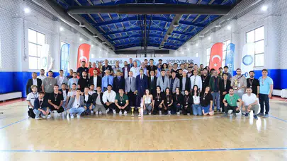 BUÜ'de rekabet yerini coşkuya bıraktı: Spor oyunlarında şampiyonlar kupalarına kavuştu