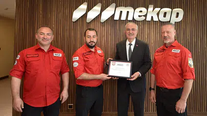 Enkaz başında hayat kurtaran adımlar: AKUT’tan Mekap’a anlamlı vefa ziyareti