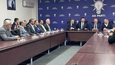 Kayseri’de Siyasetin Rengi Değişti: 4 Meclis Üyesi Rotayı AK Parti’ye Kırdı