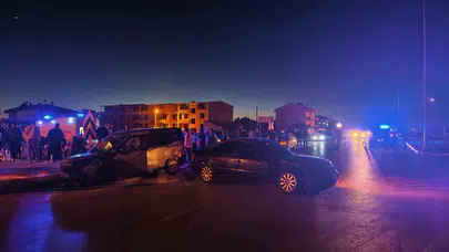 Afyonkarahisar’da korkutan kaza: Çocukların da aralarında bulunduğu 4 kişi hastanelik oldu