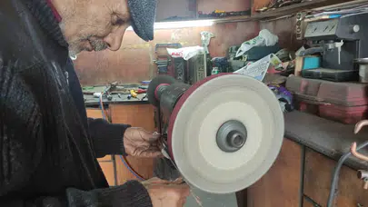 Kurban Bayramı bereketi Ardahan çarşısına erken geldi: Bıçakçılarda bayram mesaisi başladı