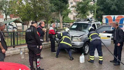Siirt’te korkutan yangın: Park halindeki araç küle döndü