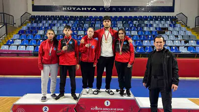 Kütahya'da sporun zirvesi: 85 öğrenciyle yola çıktılar, 100 ödülü devirdiler