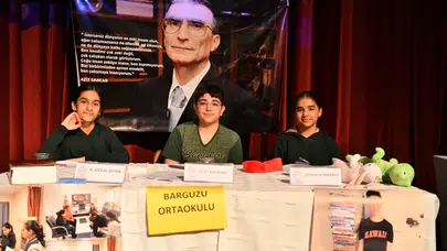 Başarının anahtarı zeka mı yoksa emek mi? Ortaokullu gençler kürsüde kozlarını paylaştı