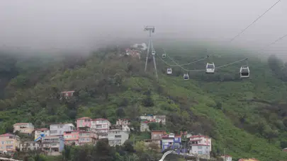 Ordu’nun zirvesinde masalsı manzara: Boztepe sis bulutlarının arasında kayboldu