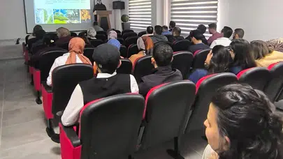 Aksaray'da sağlıkta yeşil dönüşüm: Diş sağlığı merkezinde atık seferberliği