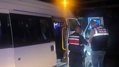 Akyazı’da hesaplaşma hastane kapısında bitti: Yaralılar taburcu olur olmaz kelepçelendi
