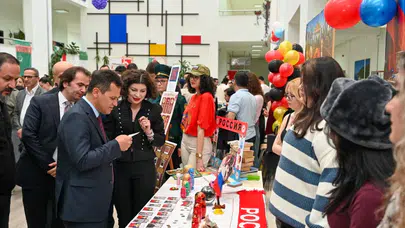 Kastamonu Üniversitesi kampüsünde dünya rüzgarları esti: Diller birleşti, dostluk kazandı