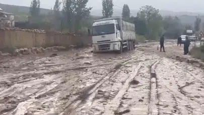 Çorum'da sağanak kabusu: Dere taştı, ulaşım durma noktasına geldi