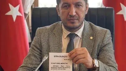 İYİ Parti'de yaprak dökümü: Turgutlu İlçe Başkanı Özgür Seyhan görevini bıraktı