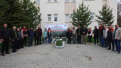 Toprağın bereketi Kars’ta yeniden yeşeriyor: Binlerce fide çiftçinin yüzünü güldürdü