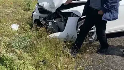 Bingöl’de sanayi çıkışında korkutan kaza: Trafik birbirine girdi