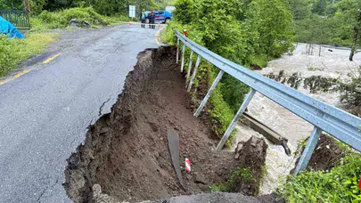 Artvin'de sel kabusu: 5 köyün dünya ile bağı koptu