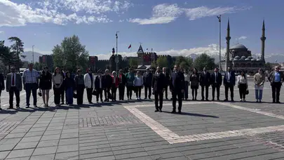 Eczacılıkta "kontenjan" alarmı: Başkan Akın'dan eğitimde kalite ve istihdam uyarısı