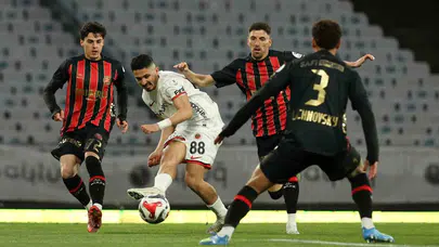 Karagümrük Olimpiyat'ta avantajı kaptı: Tiago Çukur sahneye çıktı