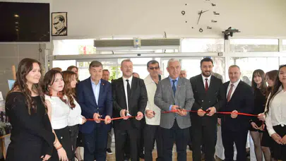 Bergama’nın ruhu bu sergide canlandı: Geçmişin izleri dijital arşivle geleceğe taşınıyor