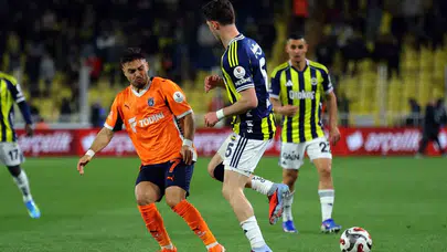Kadıköy’de nefes kesen düello: Fenerbahçe ve Başakşehir ilk yarıyı eşitlikle noktaladı