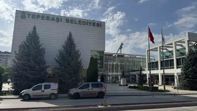 Eskişehir’de sabah baskını: Tepebaşı Belediyesi’nde 20 kişi gözaltında