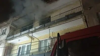 Bursa'da sabahın ilk ışıklarıyla kabus: 3 katlı binada alevler yükseldi