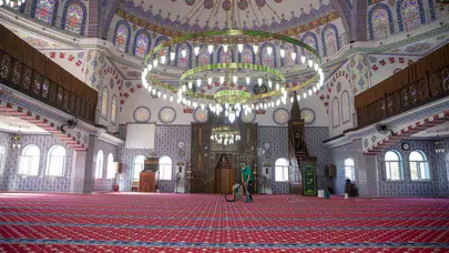 Mersin’de bayram mesaisi başladı: Belediye tüm birimleriyle teyakkuza geçti