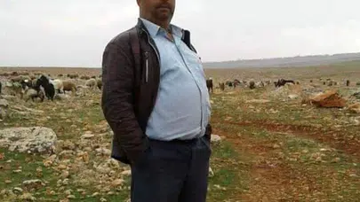 Tarlaya giden traktör şarampole uçtu: 45 yaşındaki sürücü olay yerinde can verdi