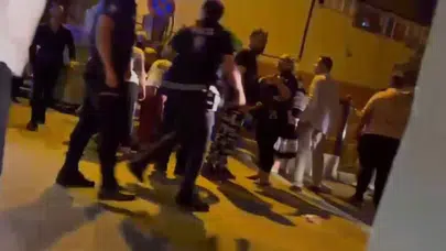 Parkta dehşet anları: 3 yaşındaki çocuğunun gözleri önünde eski eşini katletti