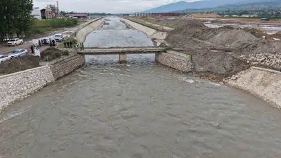 Yeşilırmak alarm veriyor: Tokat’ta taşkınları önlemek için köprüler birer birer yıkılıyor