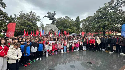 Kurtuluşun meşalesi Samsun’da yeniden yandı: Gençlik Haftası coşkusu başladı