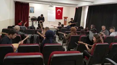 Tercan’da yetenekler gün yüzüne çıkıyor: 173 kursiyer el emeği ürünlerle geleceğe hazırlanıyor