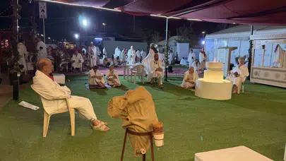 Arafat’ta gözyaşları sel oldu: 2 milyon Müslüman arınma yolculuğunda buluştu