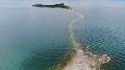 Van Gölü’nün sessiz çığlığı: Tarihi Çarpanak Adası yok olma tehlikesiyle karşı karşıya