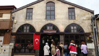 Avrupa’nın ünlü kafelerini gölgede bıraktı: 400 yıllık lezzet durağı Gaziantep’te