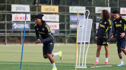 Fenerbahçe'de Başakşehir mesaisi bitti: Sarı-lacivertliler kampa girdi
