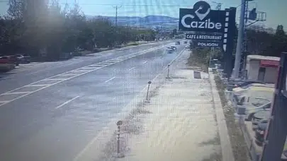 Elazığ yolunda dehşet anları: Çarpışmanın şiddeti kameraya böyle yansıdı