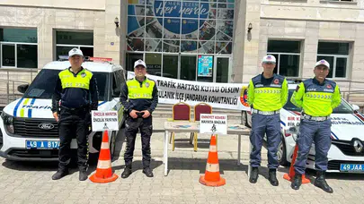 Bulanık’ta trafik seferberliği: Küçük öğrencilerden büyük farkındalık