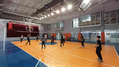 Ders stresini sahada ve atölyede attılar: Düzceli gençler enerjilerini sanatla tazeledi