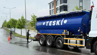 Tekirdağ’da gökyüzü karardı: Belediye ekipleri su baskınlarına karşı alarm durumuna geçti
