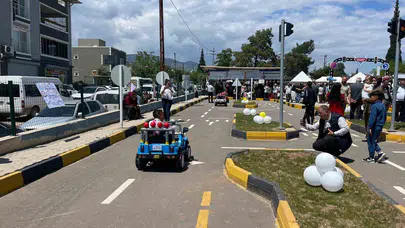 Kırıkhan’da miniklerin trafik karnesi: Teorik bilgi artık sahada hayat buluyor