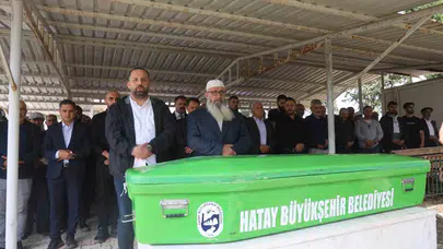 Hatay’da sel felaketi: Şarampole yuvarlanan sürücü gözyaşlarıyla toprağa verildi