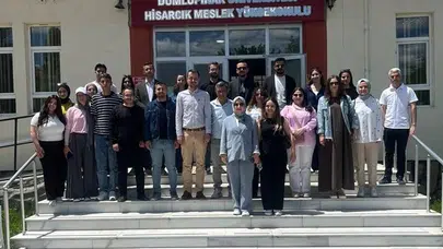 Okul sıralarından iş hayatına uzanan köprü: Hisarcık MYO mezunlarını ağırladı